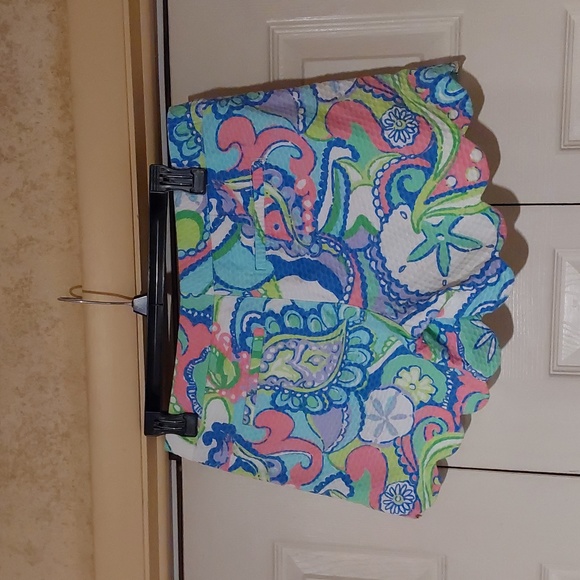 LILLY PULITZER BUTTERCUP SHORTS SIZE 0 - Picture 2 of 6